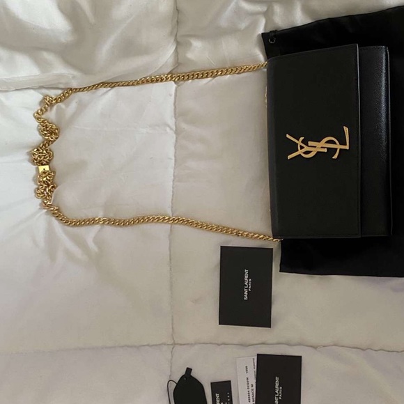 ❌SOLD❌ Small Kate ysl embossed leather - Picture 2 of 3